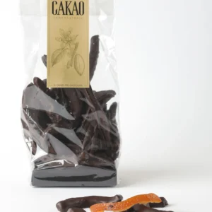 piel de naranja confitada con chocolate amargo