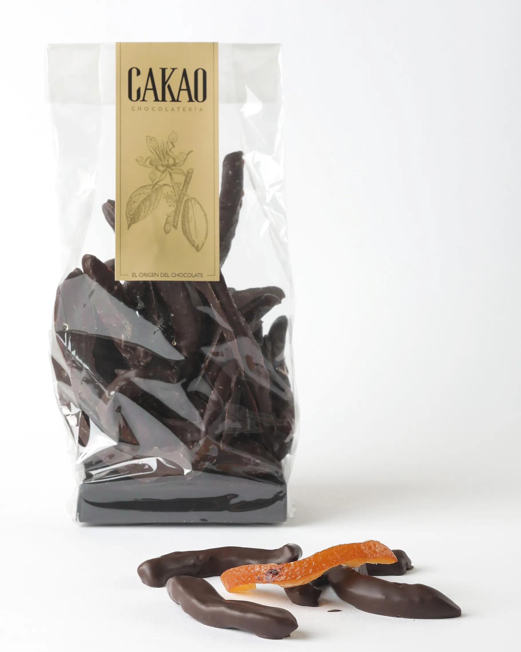 piel de naranja confitada con chocolate amargo